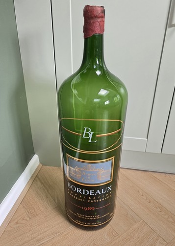 Huge display bordeaux - *huge*,
